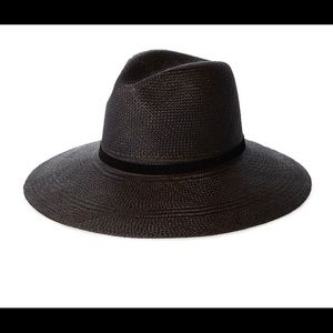 Janessa Leone Selma Black Hat sz Small